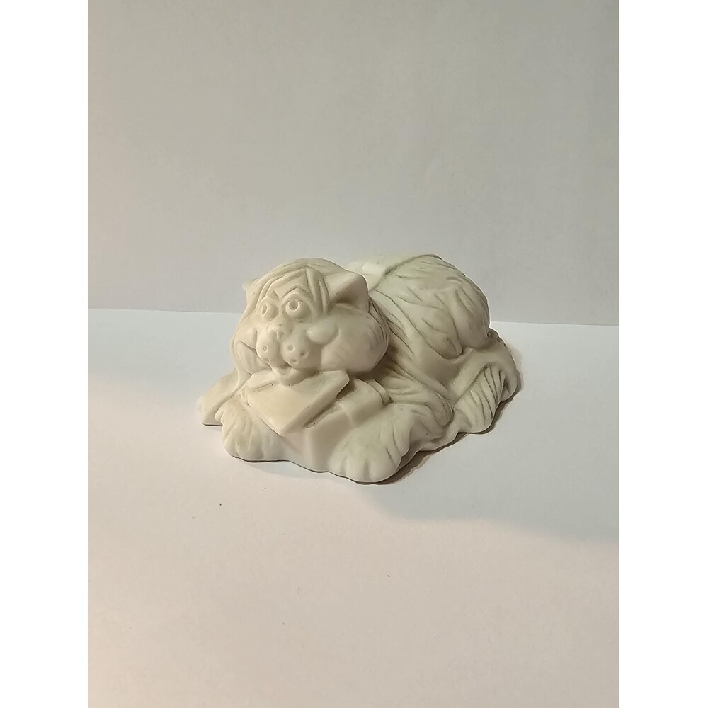 1982 Hallmark Fine Bisque Porcelain Handcrafted Vintage Antique Cat Kitty